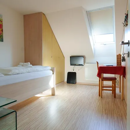 Pensjonat & Reitstall Inghofer 3*