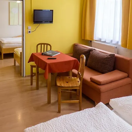 Pensjonat & Reitstall Inghofer