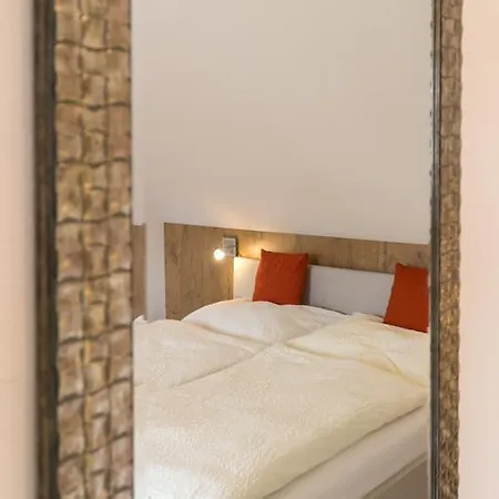 Pensjonat & Reitstall Inghofer