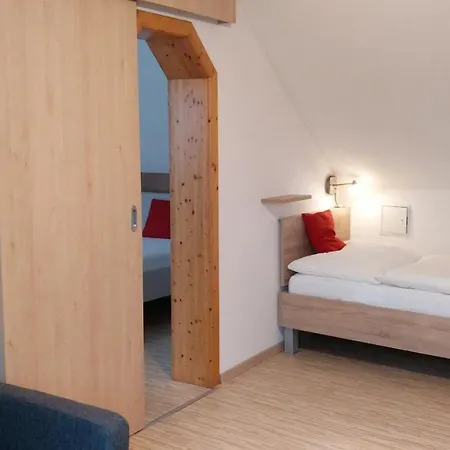 Pensjonat & Reitstall Inghofer 3*